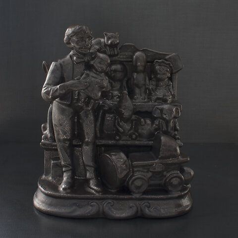 Minimum-Maximum with Toys